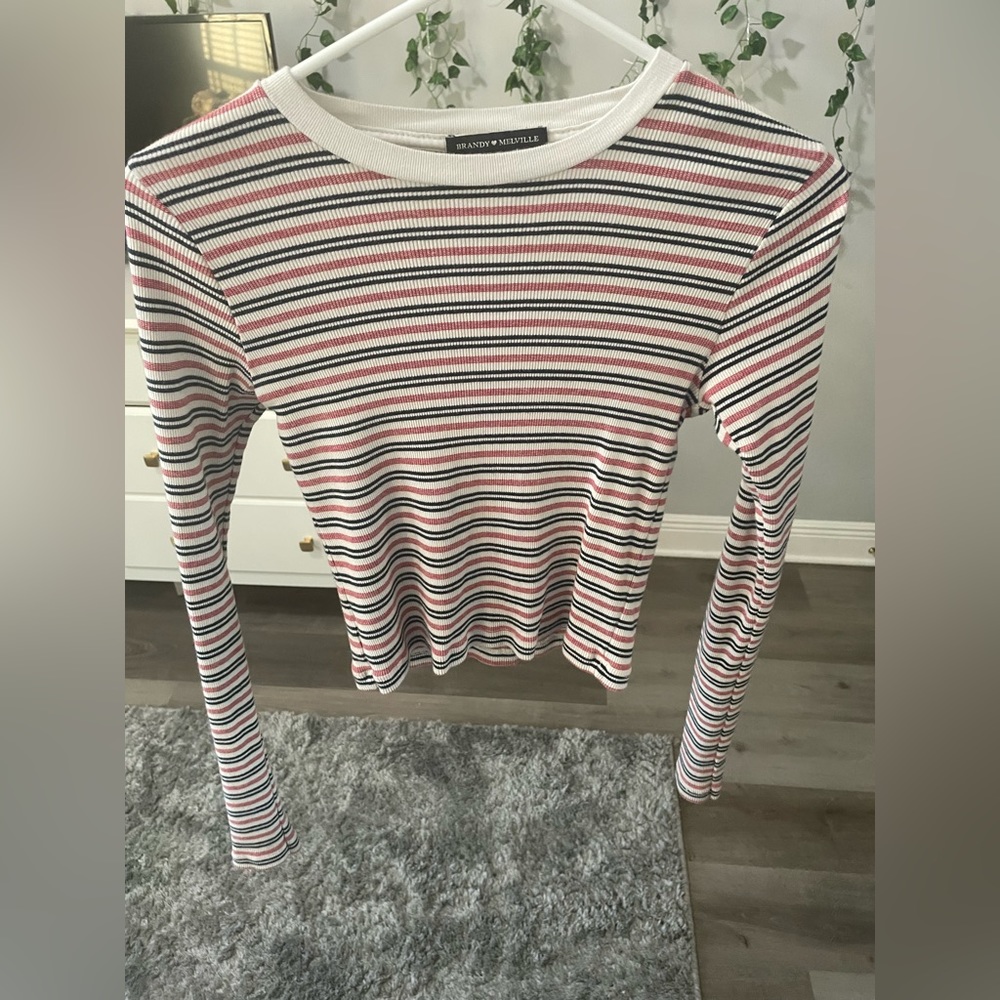 Brandy Melville Long Sleeve